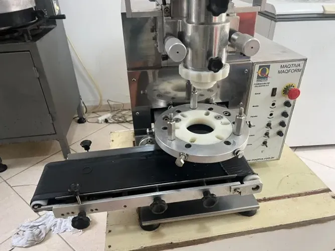 Maquina de salgados, formatadora Maqtiva Maqform 5.0