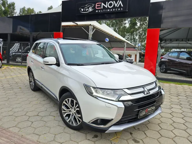 Mitsubishi Outlander 2.2 165cv Diesel Aut. 2016