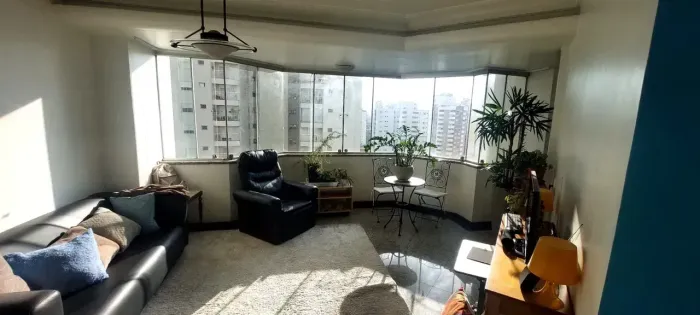 Apartamento à venda na Vila Romana, 4 quartos, 1 suíte, 2 vagas de garagem