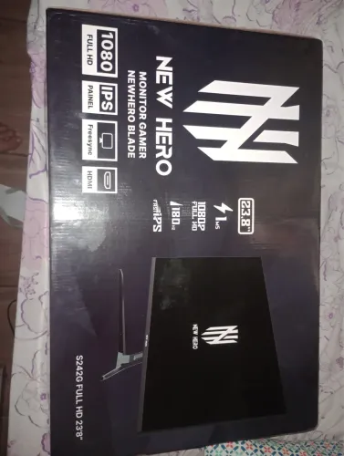 Monitor new hero 180hz pouco usado