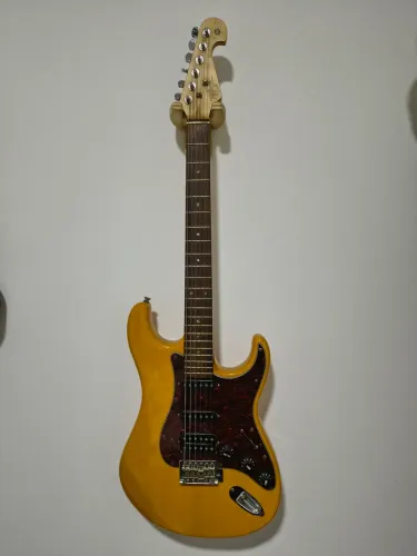 Kit Guitarra Tagima T-736 Special Amarela + Pedaleira Zoom G1on-AK + Bag acolchoada