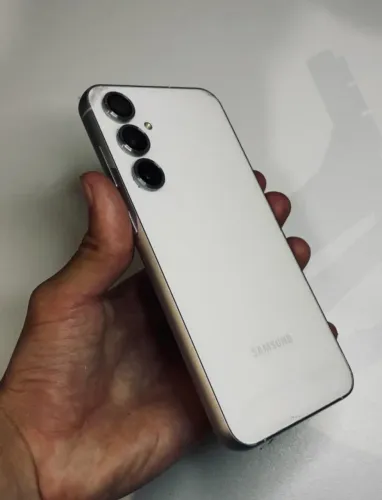 SAMSUNG S23 FE