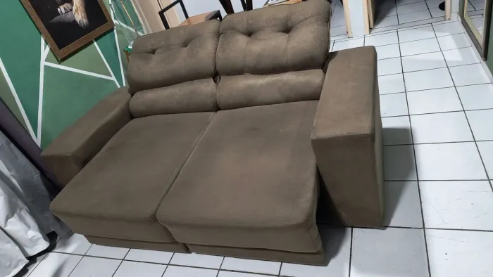 Sofá semi-novo 2 lugares