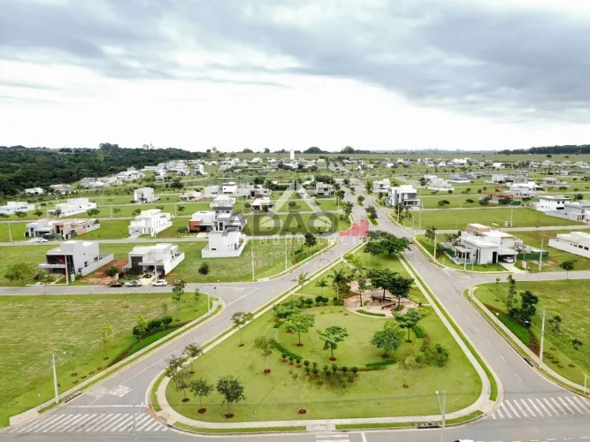 Lote de 300 metros no Terras Alpha 2