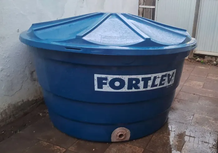 Caixa D'água " Fort Leve " 1.000 Litros: