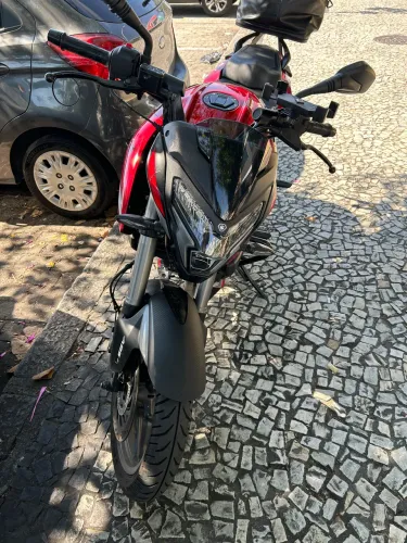 Moto Dominar N200