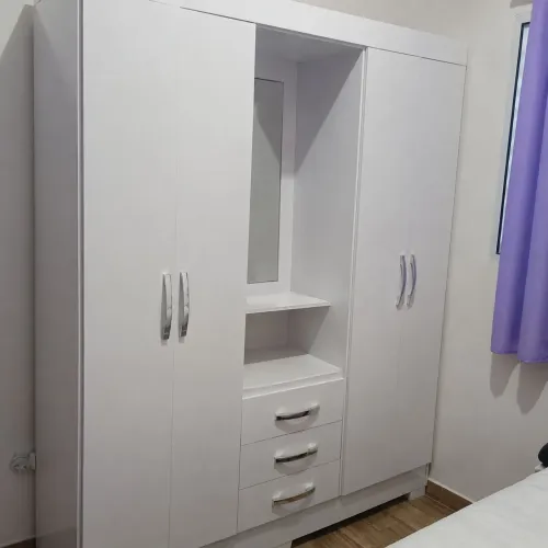 Guarda roupa casal e solteiro 2 anos de uso