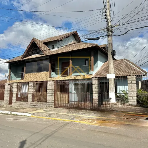 Sobrado à venda no bairro Vila Carlos Antônio Wilkens - Cachoeirinha/RS