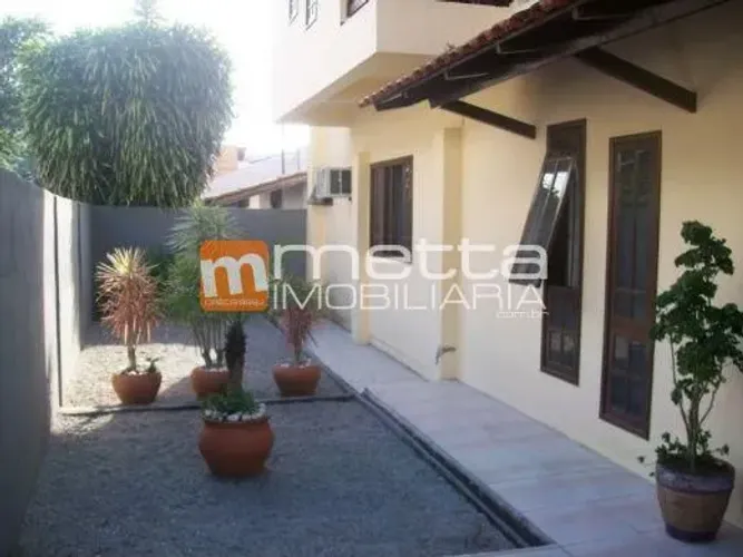 Casa com 4 dormitórios à venda, 200 m² no Monte Verde - Florianópolis/SC