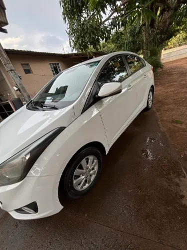 Hyundai HB20S C.plus/c.style1.0 Flex 12V Mec. 4P 2015