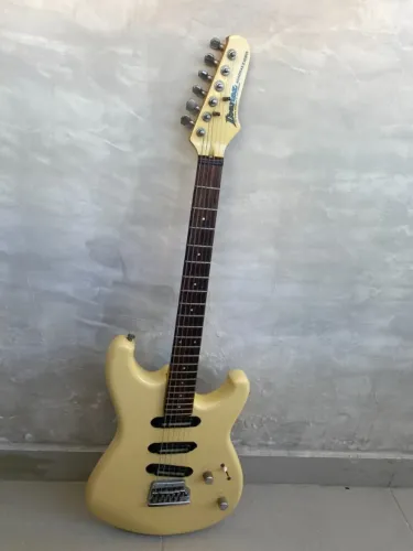 Guitarra Ibanez Roadstar