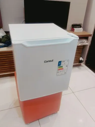 Frigobar 45 litros novo usado so para testar
