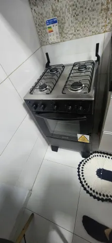 Fogao 4 bocas pouquíssimo usado