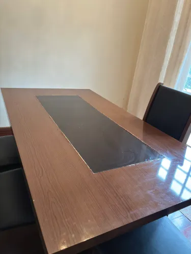Mesa Madeira com tampão de Vidro 