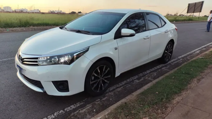 Toyota Corolla XEI 2.0 Flex 16V Aut. 2015