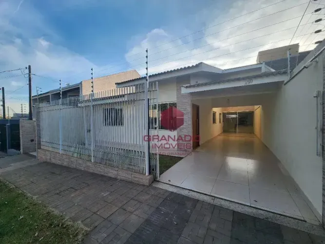 Casa com 3 dormitórios à venda, 188 m² por R$ 950.000,00 - Jardim Imperial - Maringá/PR