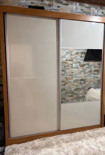 Guarda roupa de casal