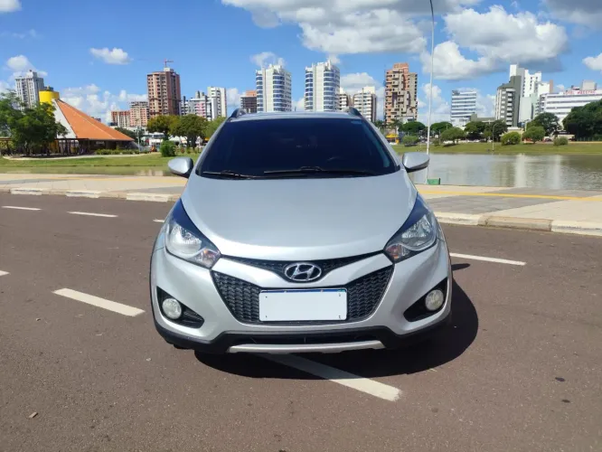 Hyundai HB20X Style 1.6 Flex 16V Mec. 2014