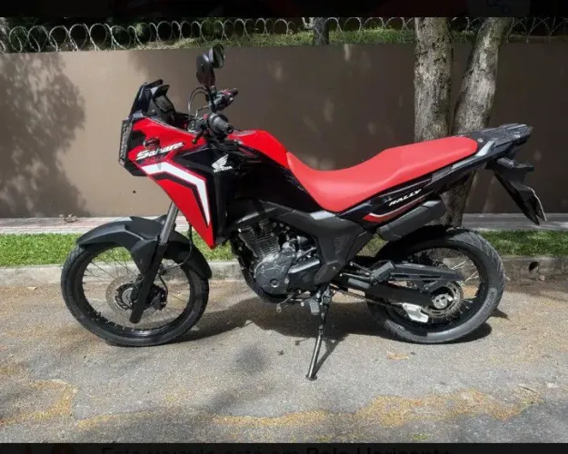 Honda Sahara 300 Rally 2024