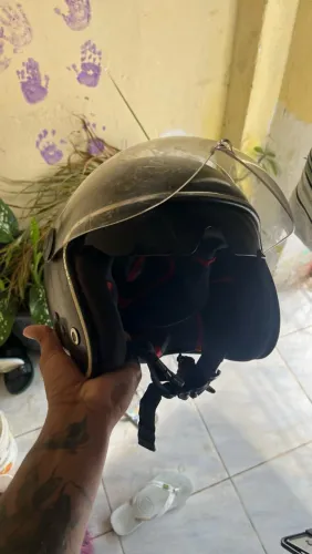 Vendo capacete excelente estado de uso