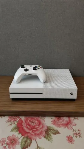 XBOX ONE S 1TB | CONSERVADO E REVISADO