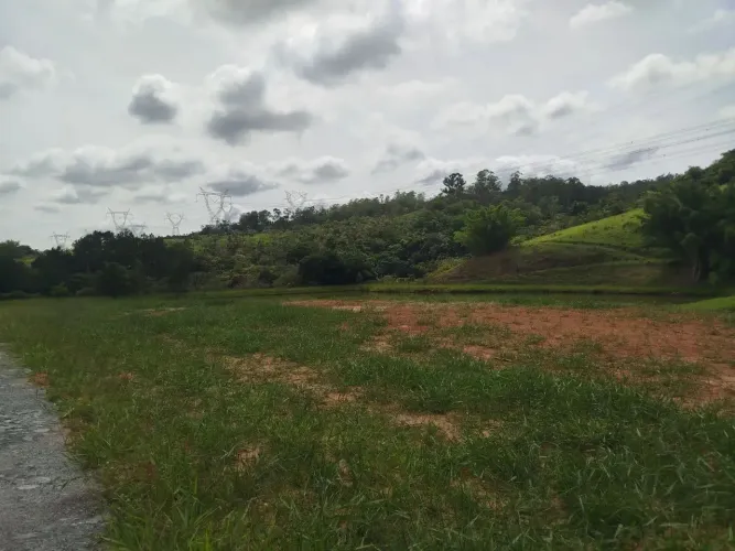 Terreno à venda, 616 m² por R$ 390.000,00 - Condomínio Residencial Guararema Lagos - Guara