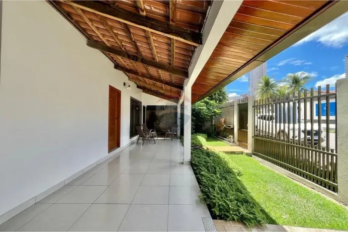 Casa à venda no bairro Renato Gonçalves