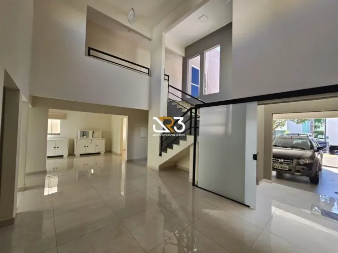 Royal Forest - Casa para locação - 3 quartos, 1 suíte, escritório, 225,20m², 4 vagas - Lon
