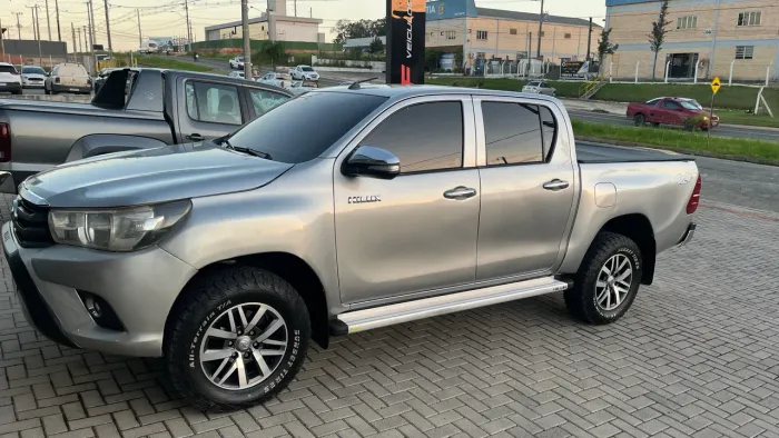 Toyota Hilux CD 4X4 2.8 Diesel Mec. 2017