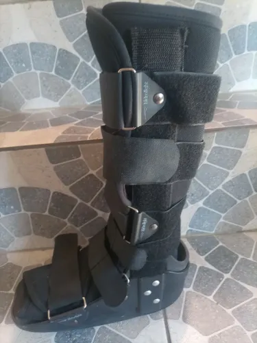 Imobilizadora Robot- foot Velcro marca Hidrolight