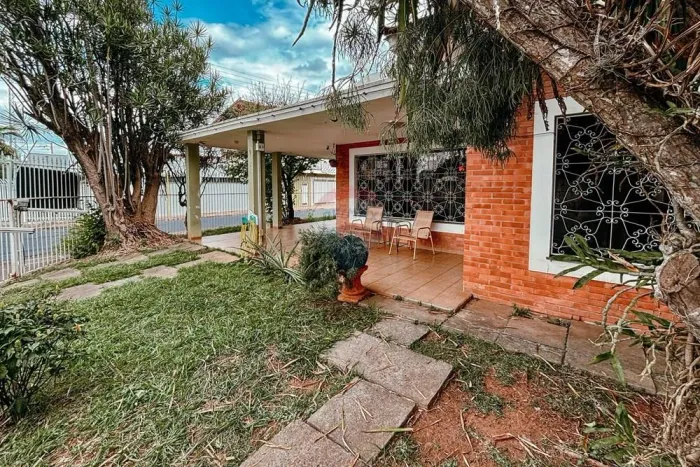 Casa à venda em Mogi Guaçu  Jardim Cruzeiro  3 quartos  231m²