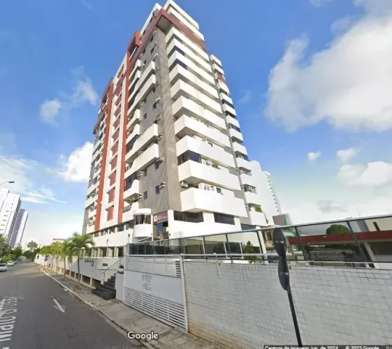 Cobertura nos Estados (300 m², 4/4, piscina e churrasqueira, Residencial Nabor De Assis)