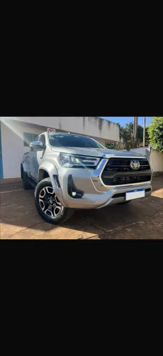 Toyota Hilux CD SRX Plus 4X4 2.8 TDI Die. Aut. 2024