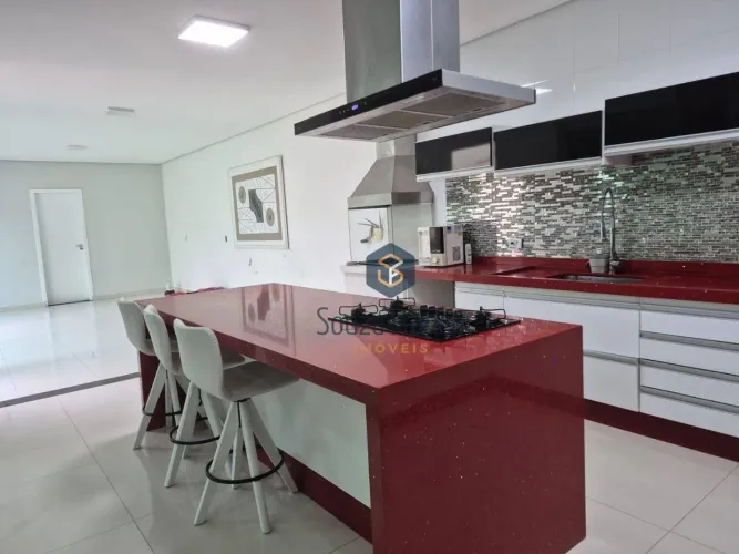 Casa com 3 dormitórios à venda, 305 m² por R$ 1.700.000,00 - Parque das Figueiras - Mogi d