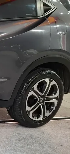 4 Pneus 215/55 R17 michelin
