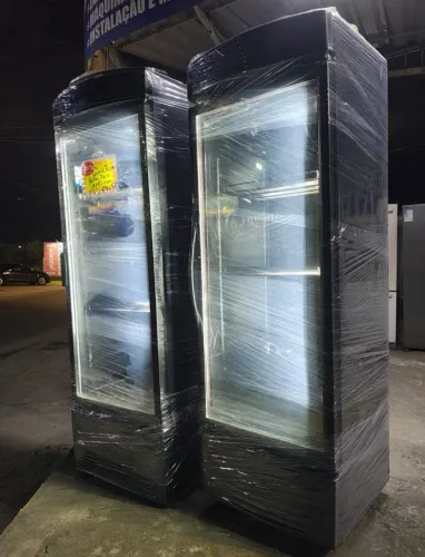 Cerveiras expositoras metal frio com luz de led é aqui no Empório Eletros confira!!!