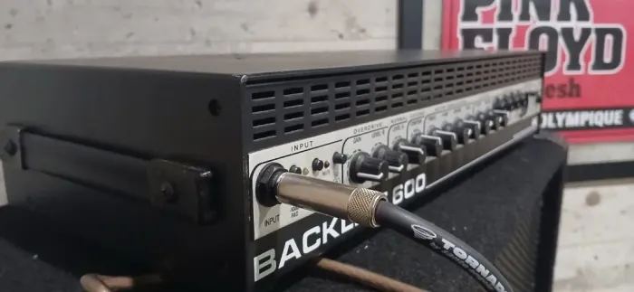 Cabeçote amplificador Gallien Krueger backline 600 para contra baixo