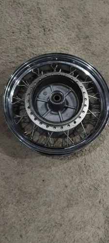 Roda traseira de shadow 750 original 