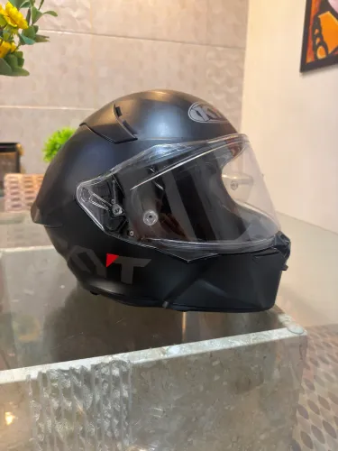 Capacete KYT R2R