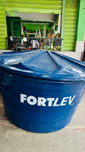Caixa d?água 1000L