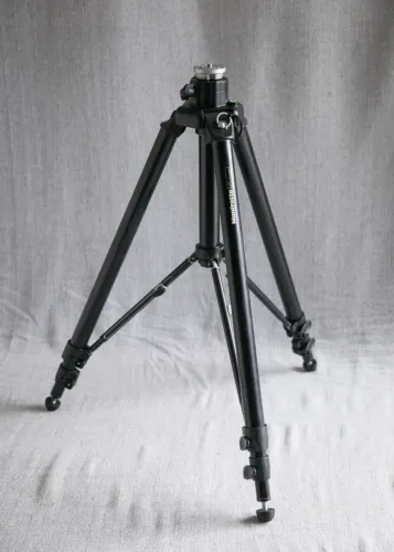 Tripé Manfrotto 475B (semi-novo)