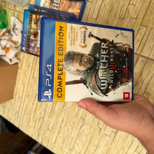 The Witcher complete edition PS4