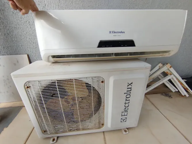 Ar-Condicionado de 9 Mil BTUs Electrolux Gelando Apenas: R$870,00