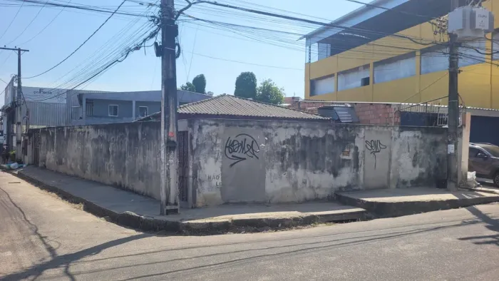 PONTO COMERCIAL DE ESQUINA
