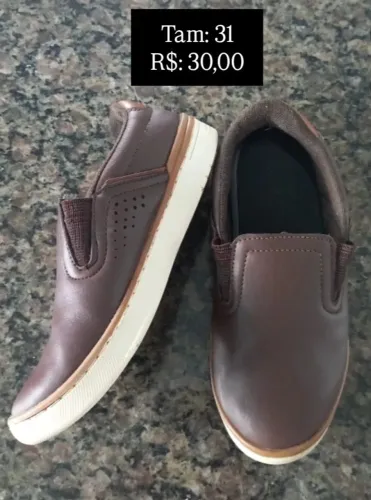 Desapego de Sapatilha de menino