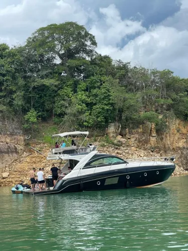 Cimitarra 440 Fly 2014 - 2 Volvo D6 370 HP - Completa e Revisada