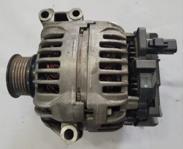 Alternador Renault Sandero Clio Logan Megane Captur Duster 1.6 - Ref. 0124415043 Usado