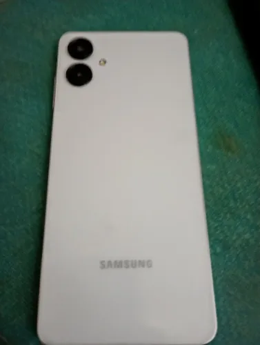 Vendo Um Celular Samsung Galaxy A6. Qualquer Dúvida Mim Chama no ZAP *10