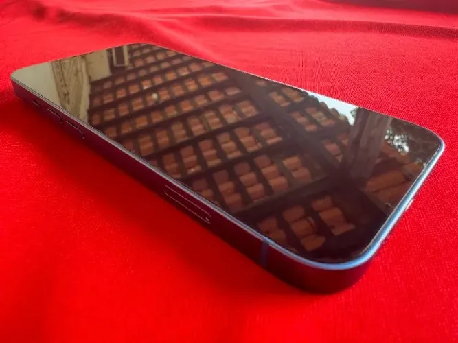 iphone 13 256g 99% de bateria + Carregador Turbo