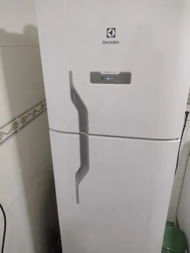 Geladeira Electrolux 400 lts